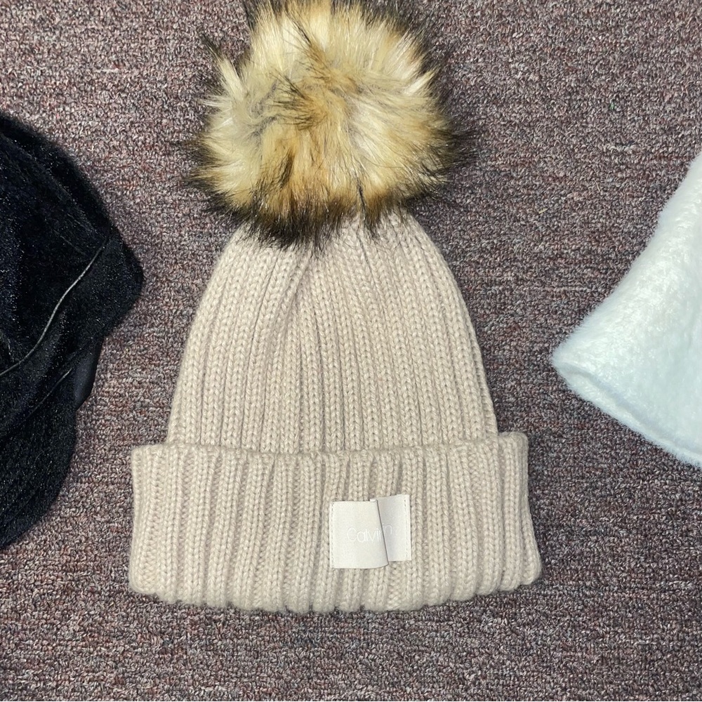Women’s Winter Accessories Bundle - image 3